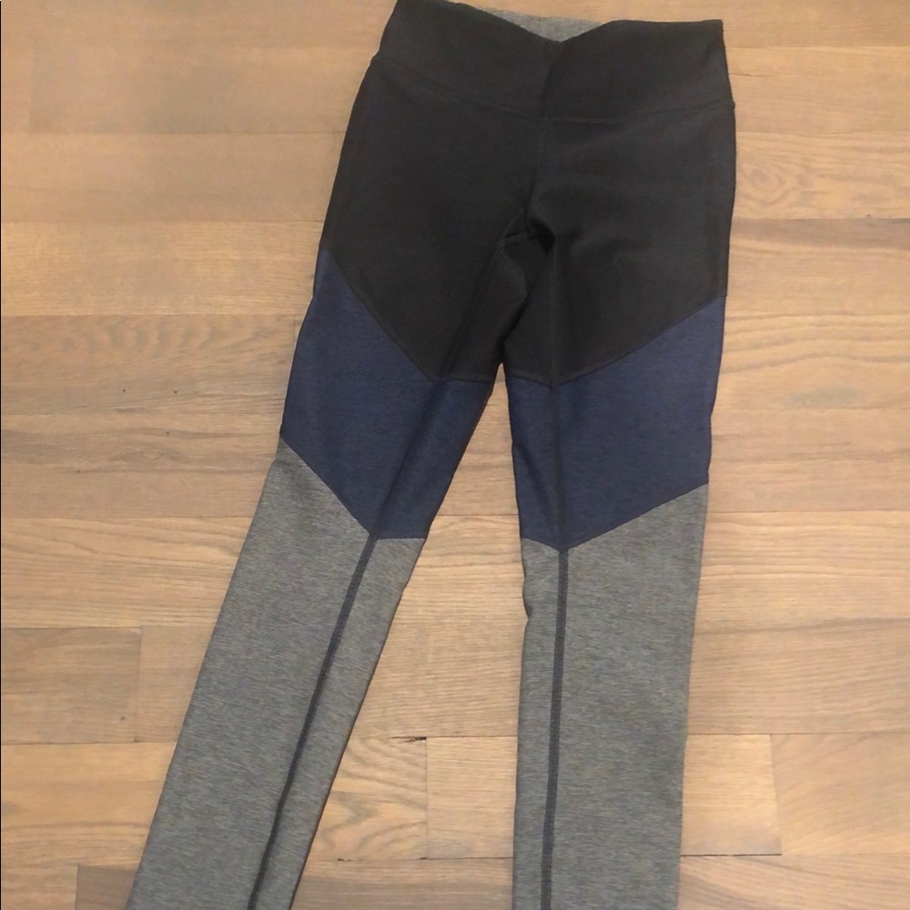 Outdoor voices 7/8 spring leggings